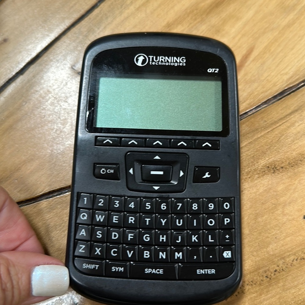 Turning Technologies QT2 clicker